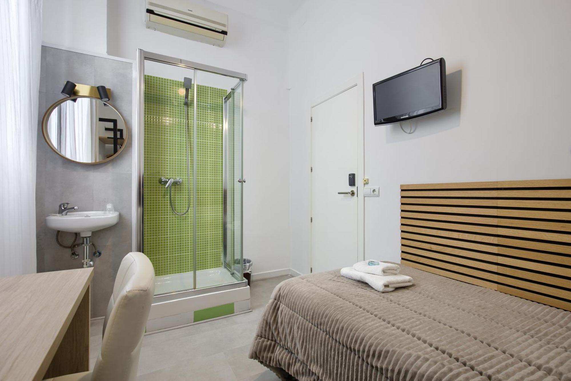 מדריד Hostal Besaya מראה חיצוני תמונה