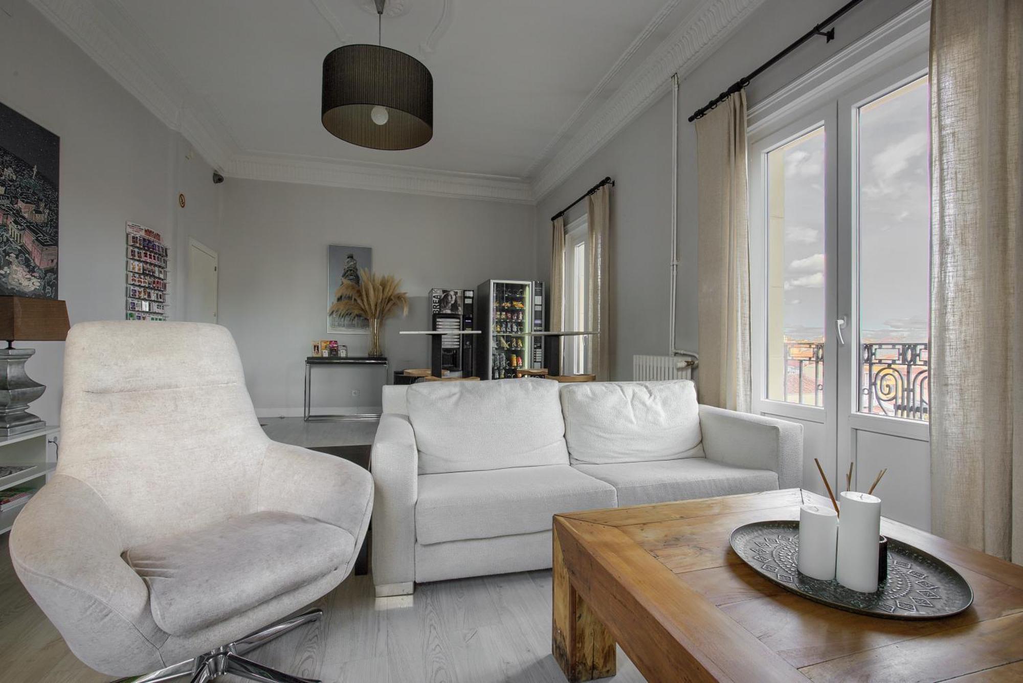 מדריד Hostal Besaya מראה חיצוני תמונה