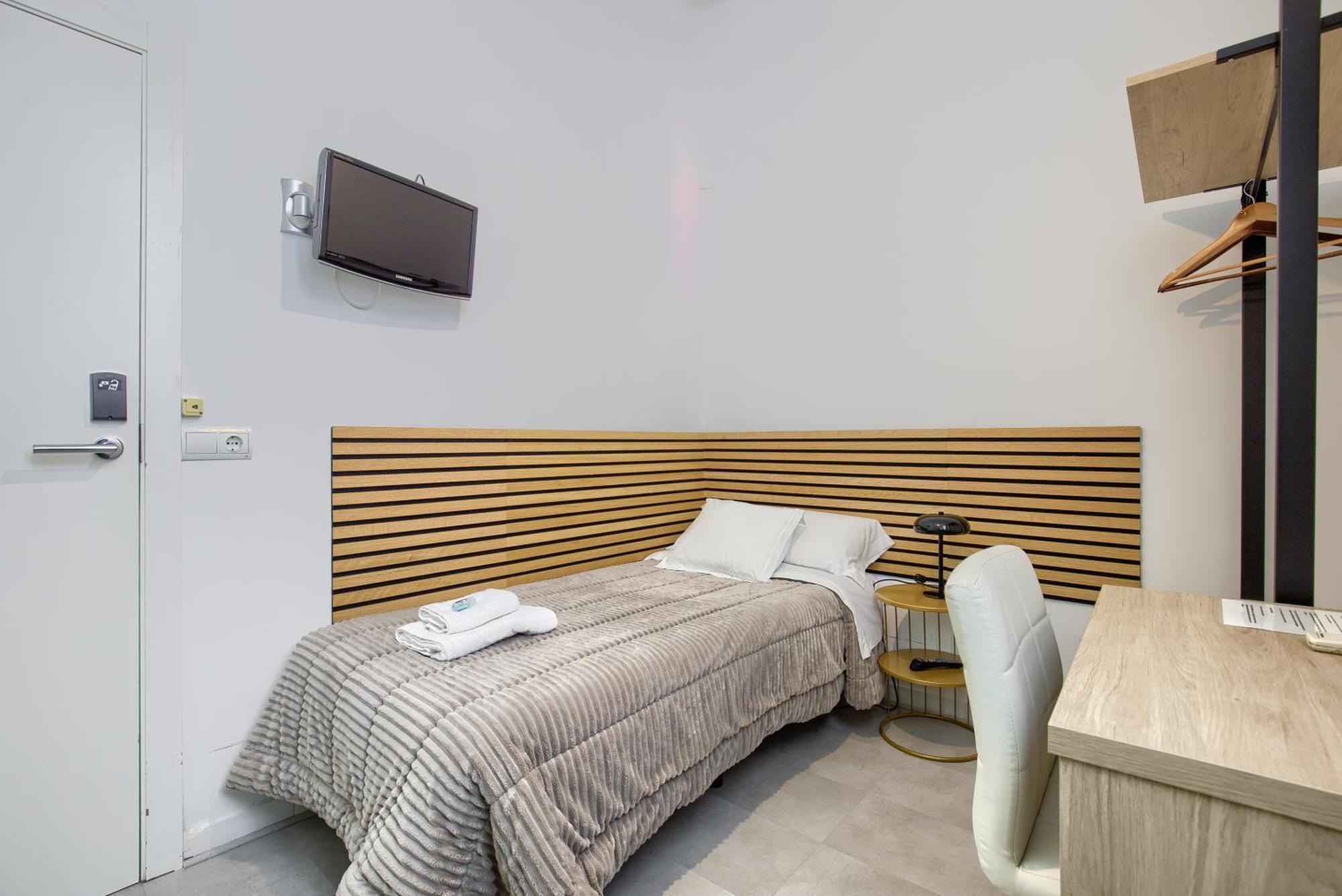 מדריד Hostal Besaya מראה חיצוני תמונה