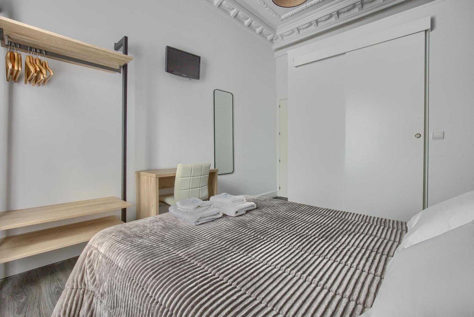 מדריד Hostal Besaya מראה חיצוני תמונה