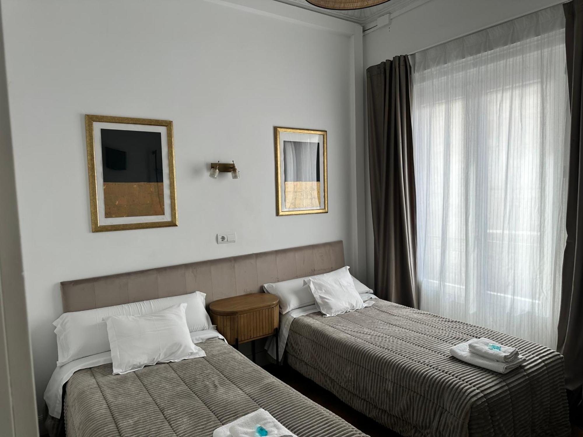 מדריד Hostal Besaya מראה חיצוני תמונה