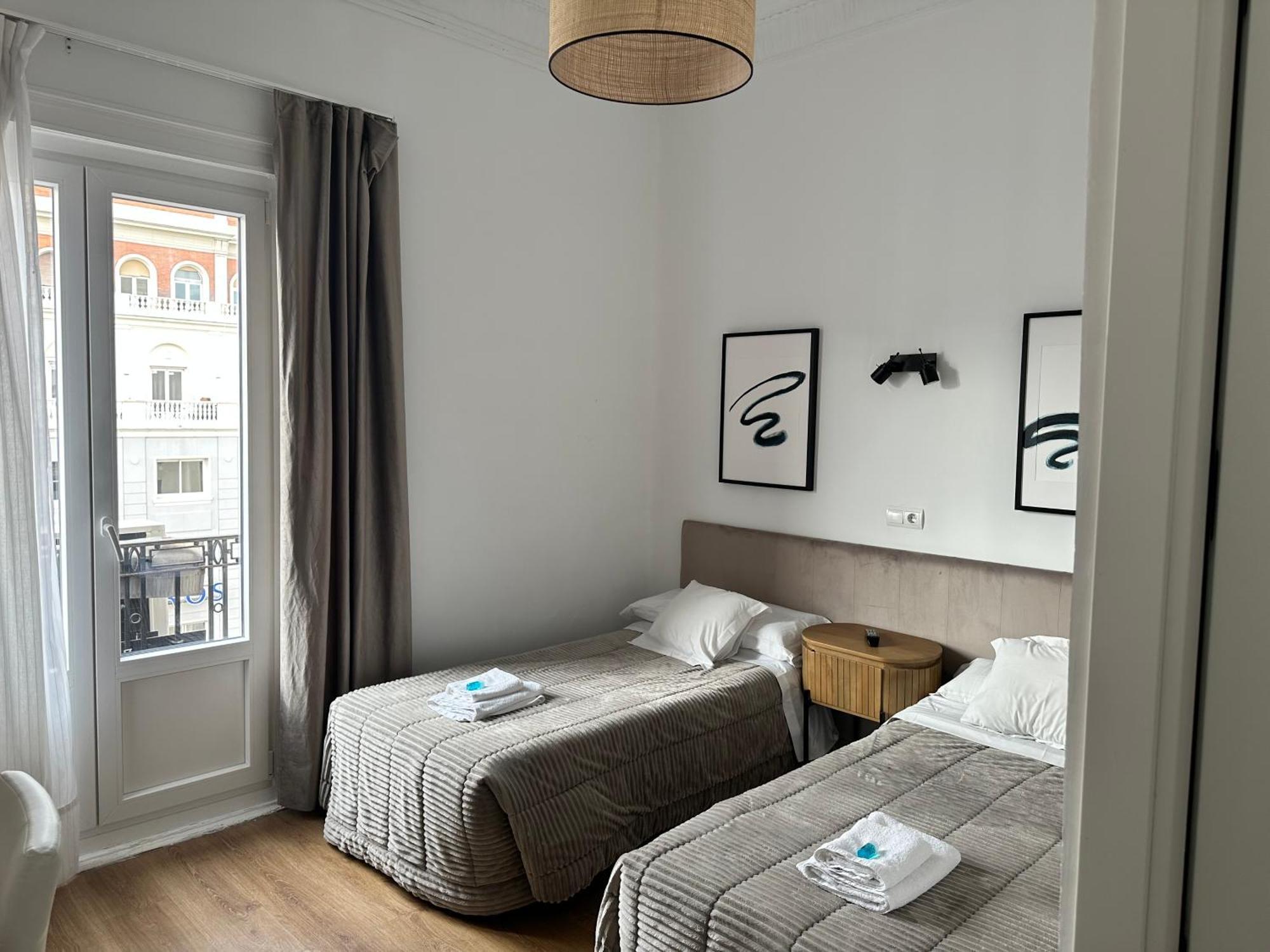 מדריד Hostal Besaya מראה חיצוני תמונה