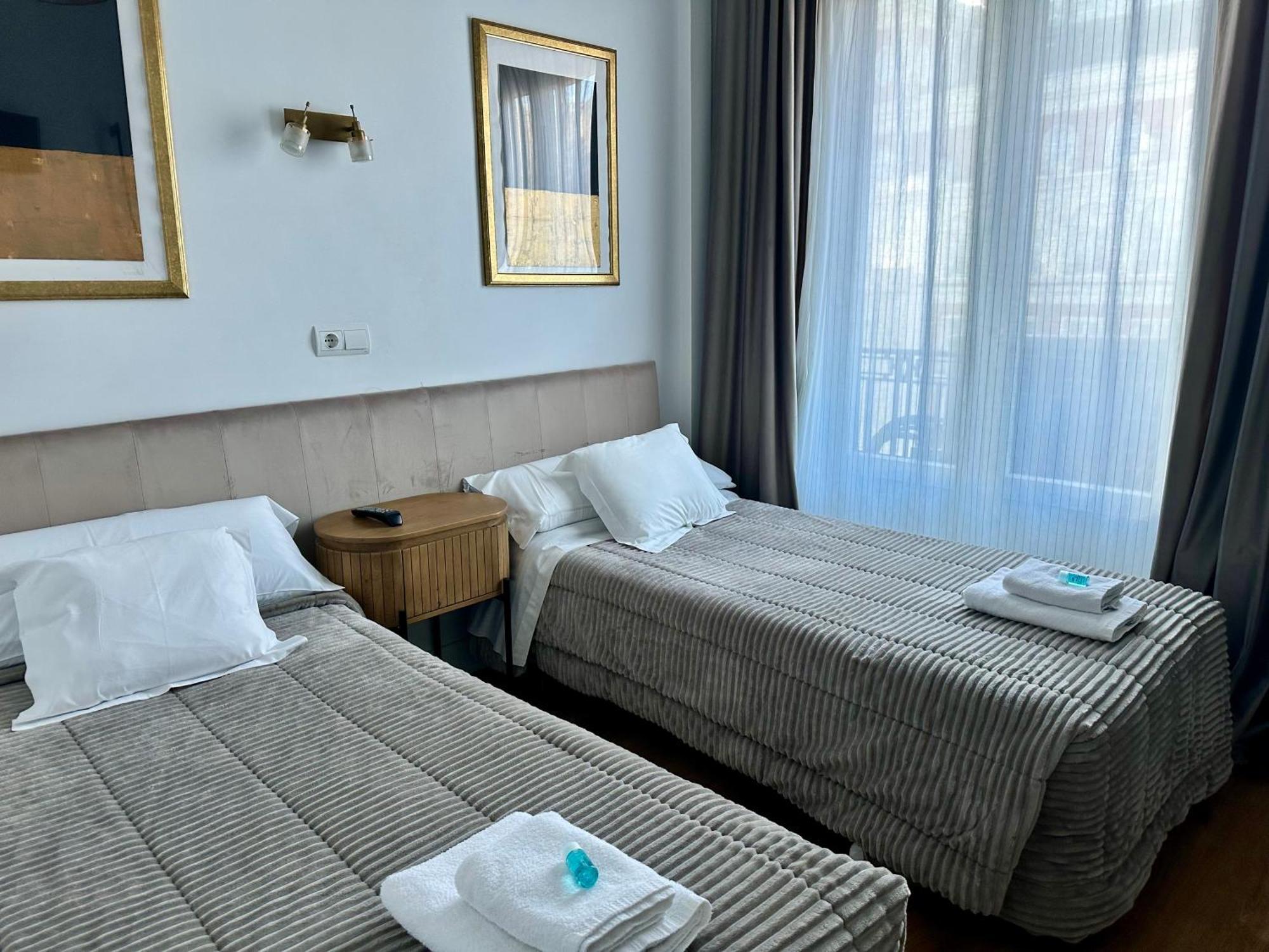 מדריד Hostal Besaya מראה חיצוני תמונה